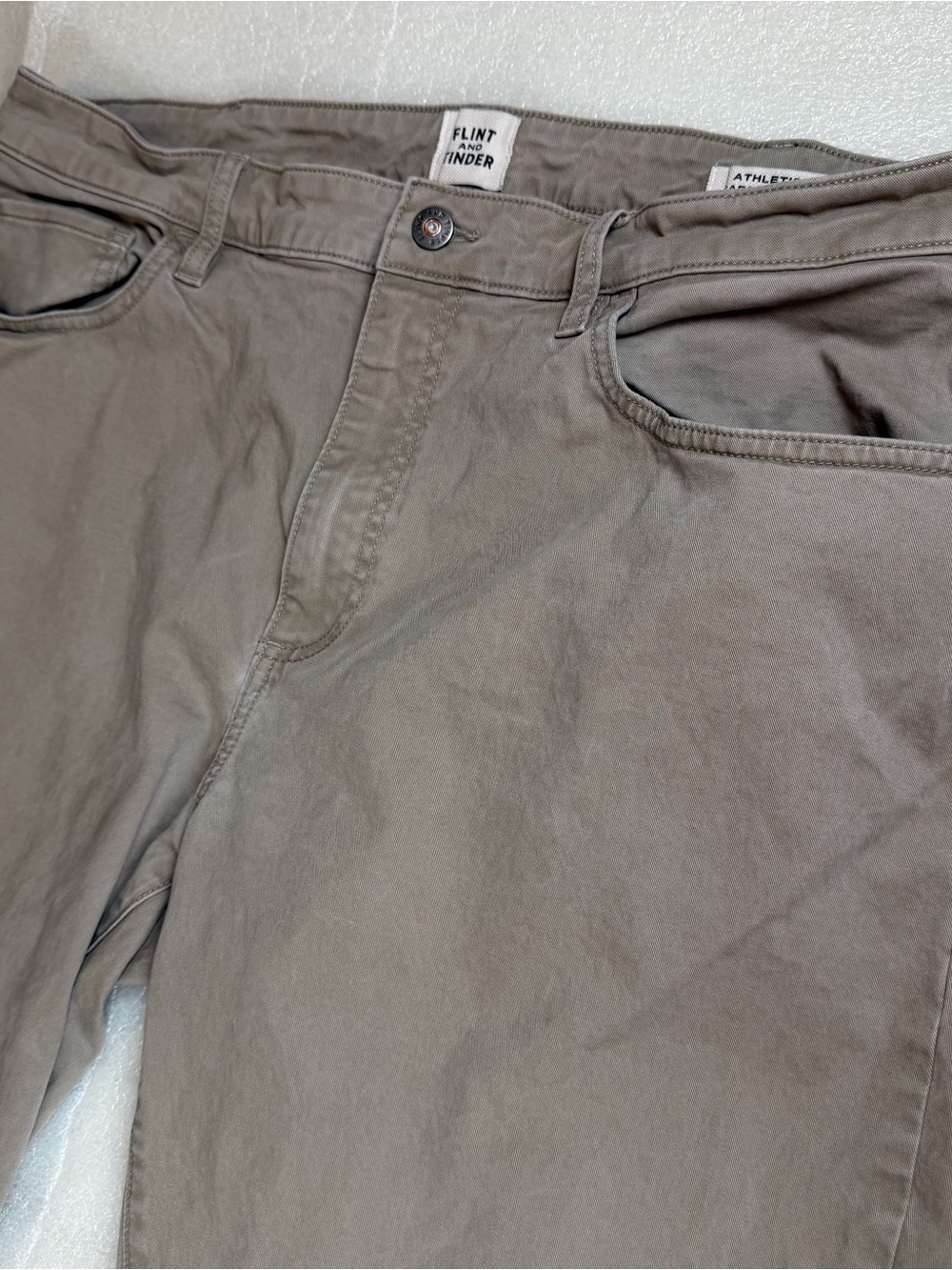 Flint and Tinder Pants Men’s 38x30 (tag 38x32) Straight Fit Chino Cotton Stretch